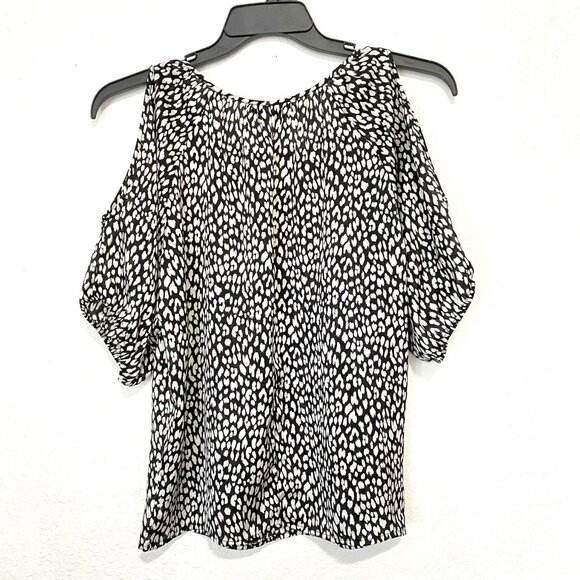 Express Women's Black and White Relaxed Fit Cold Shoulder Blouse Top Size XS/TP - Picture 2 of 9